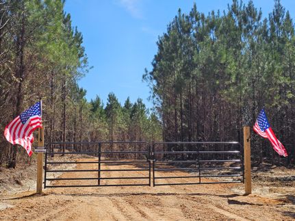 Farm and Ranch in Butler County, Alabama