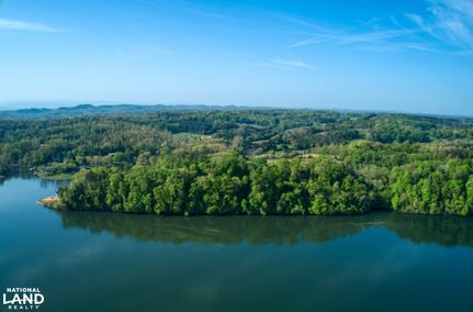Farm and Ranch in Loudon County, Tennessee