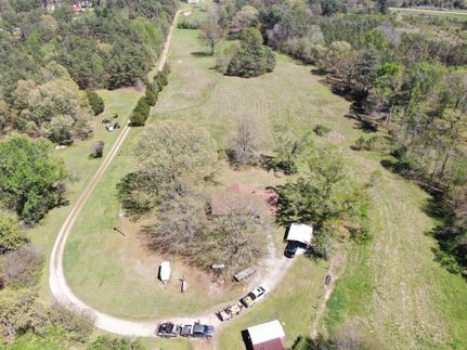 Farm and Ranch in Benton County, Mississippi