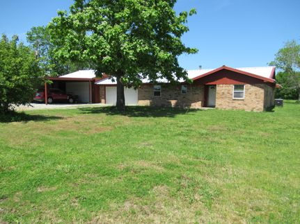 Farm and Ranch in Hunt County, Texas
