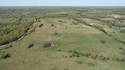 Farm and Ranch in Ozark County, Missouri