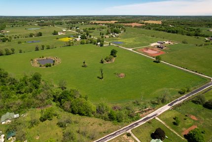 Farm and Ranch in Lawrence County, Missouri