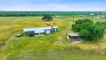 Farm and Ranch in Caldwell County, Texas