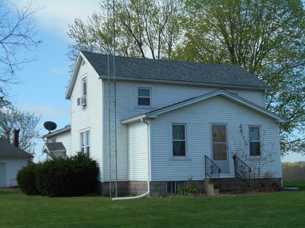 House in Warren County, Illinois