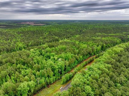 Farm and Ranch in Lancaster County, Virginia
