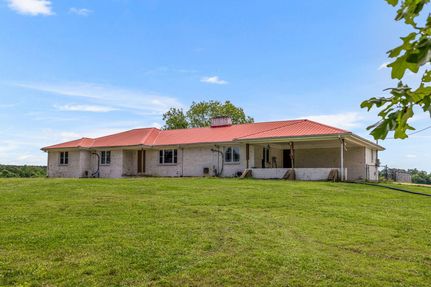 House in McNairy County, Tennessee