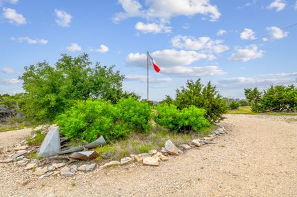 Oceanfront Property in Edwards County, Texas