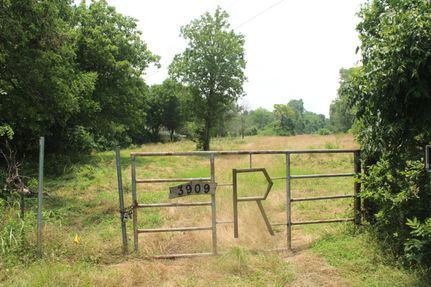 Farm and Ranch in McLennan County, Texas