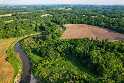 Land in Henry County, Iowa