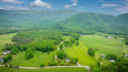 Farm and Ranch in Greene County, Tennessee