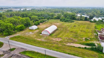 Commercial Property in Muscatine County, Iowa