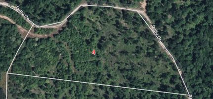 Farm and Ranch in Perry County, Tennessee