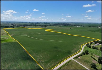 Farm and Ranch in Marshall County, Iowa