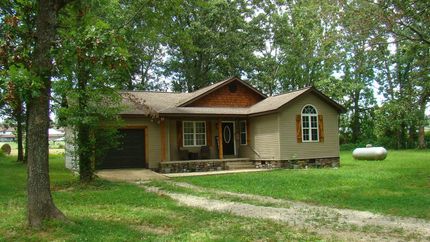 Homesite in Howell County, Missouri