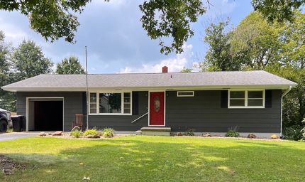 House in Hancock County, Illinois