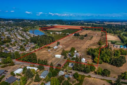 Farm and Ranch in Benton County, Oregon
