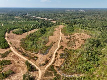 Farm and Ranch in Houston County, Tennessee