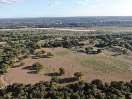 Farm and Ranch in Love County, Oklahoma