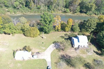 Farm and Ranch in Perry County, Tennessee