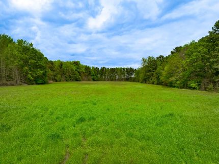 Farm and Ranch in Lancaster County, South Carolina