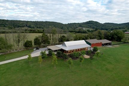 Farm and Ranch in Cannon County, Tennessee