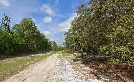Farm and Ranch in Putnam County, Florida