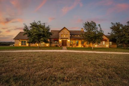 Farm and Ranch in Erath County, Texas