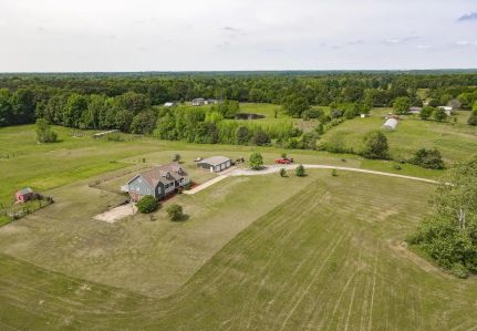 Farm and Ranch in Ripley County, Missouri