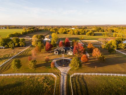 Land in Henry County, Missouri