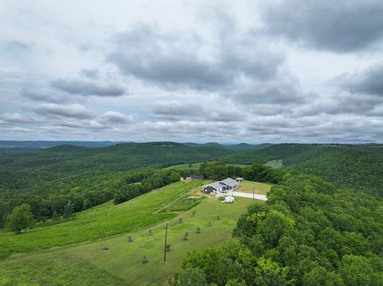 Farm and Ranch in Boone County, Arkansas