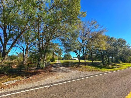 Farm and Ranch in Leon County, Texas
