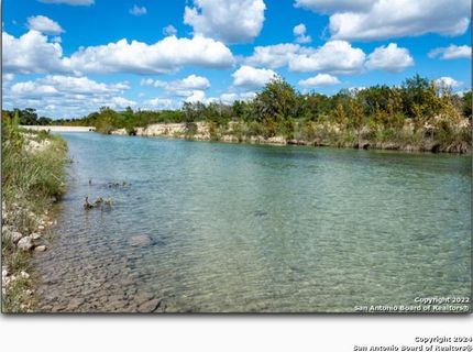 Land for sale in Uvalde County, Texas