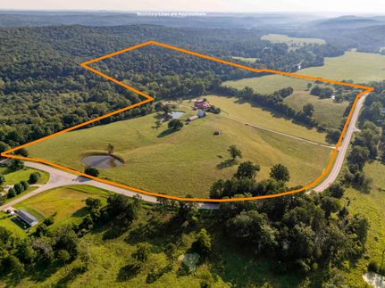 Farm and Ranch in Reynolds County, Missouri
