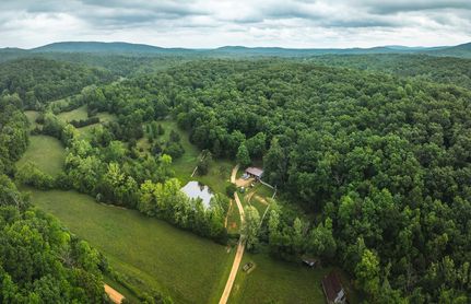 Homesite in Wayne County, Missouri