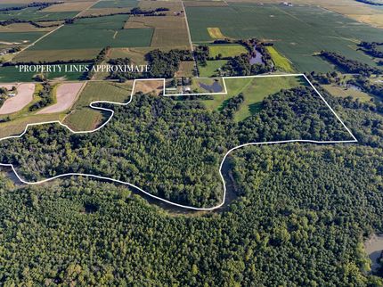 Farm and Ranch in Clay County, Illinois