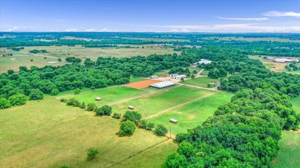 Farm and Ranch in Cooke County, Texas