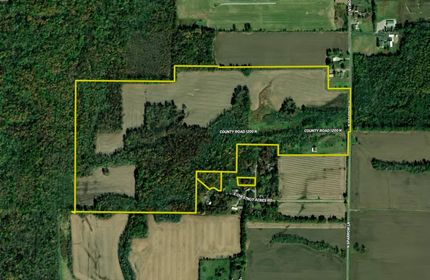 Farm and Ranch in Jefferson County, Illinois