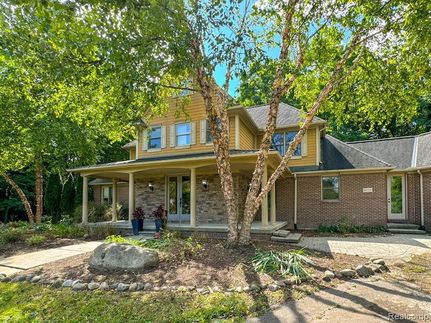 Land in Oakland County, Michigan