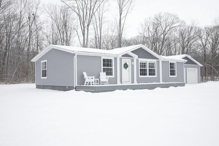 Farm and Ranch in Midland County, Michigan