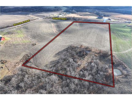 Farm and Ranch in Washington County, Iowa