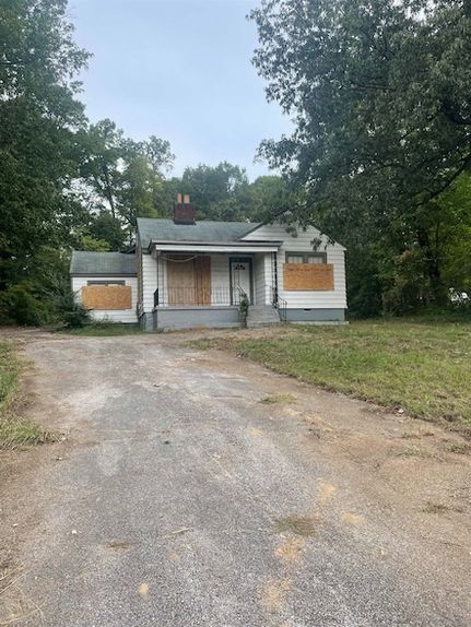 House in Shelby County, Tennessee