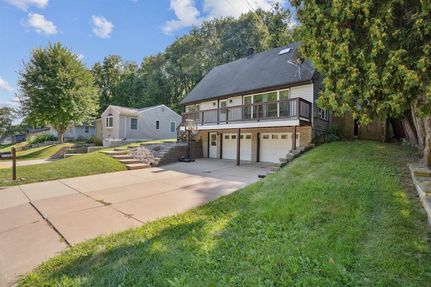 House in Dubuque County, Iowa