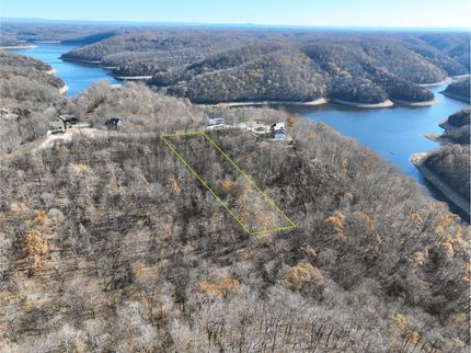 Farm and Ranch in DeKalb County, Tennessee
