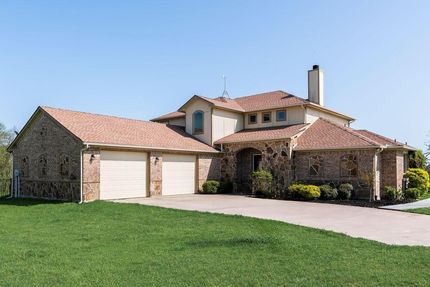 Farm and Ranch in Navarro County, Texas