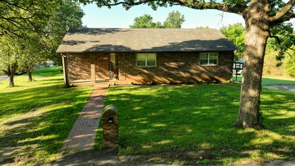Farm and Ranch in Howell County, Missouri