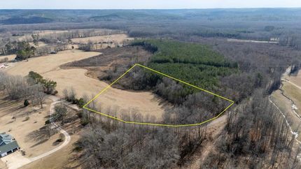 Farm and Ranch in Hardin County, Tennessee