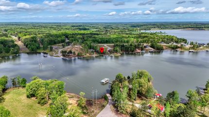 Lakefront Property for sale in Carroll County, Tennessee