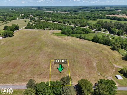 Farm and Ranch in Lauderdale County, Alabama