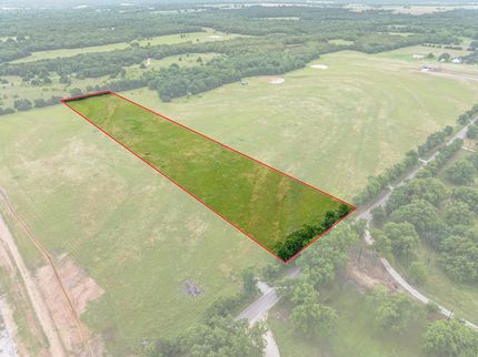 Farm and Ranch in Grayson County, Texas