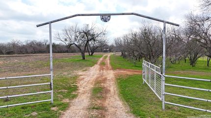Land in Wilson County, Texas
